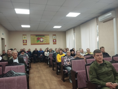 ТРАДИЦИОННЫЕ ЦЕННОСТИ В ОСНОВЕ СТАБИЛЬНОСТИ: в Бобруйском лесхозе прошел Единый день информирования